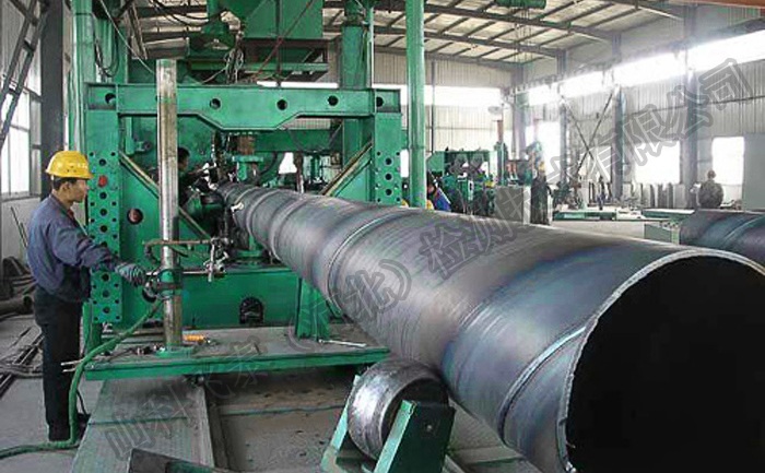 鋼管焊縫探傷設備(1).jpg 鋼管焊縫探傷設備(1).jpg